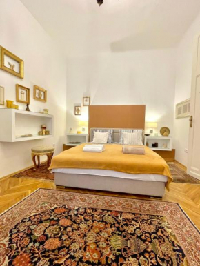 Gold Pearl Apartment 2 rooms at St Stephen' s Basilica